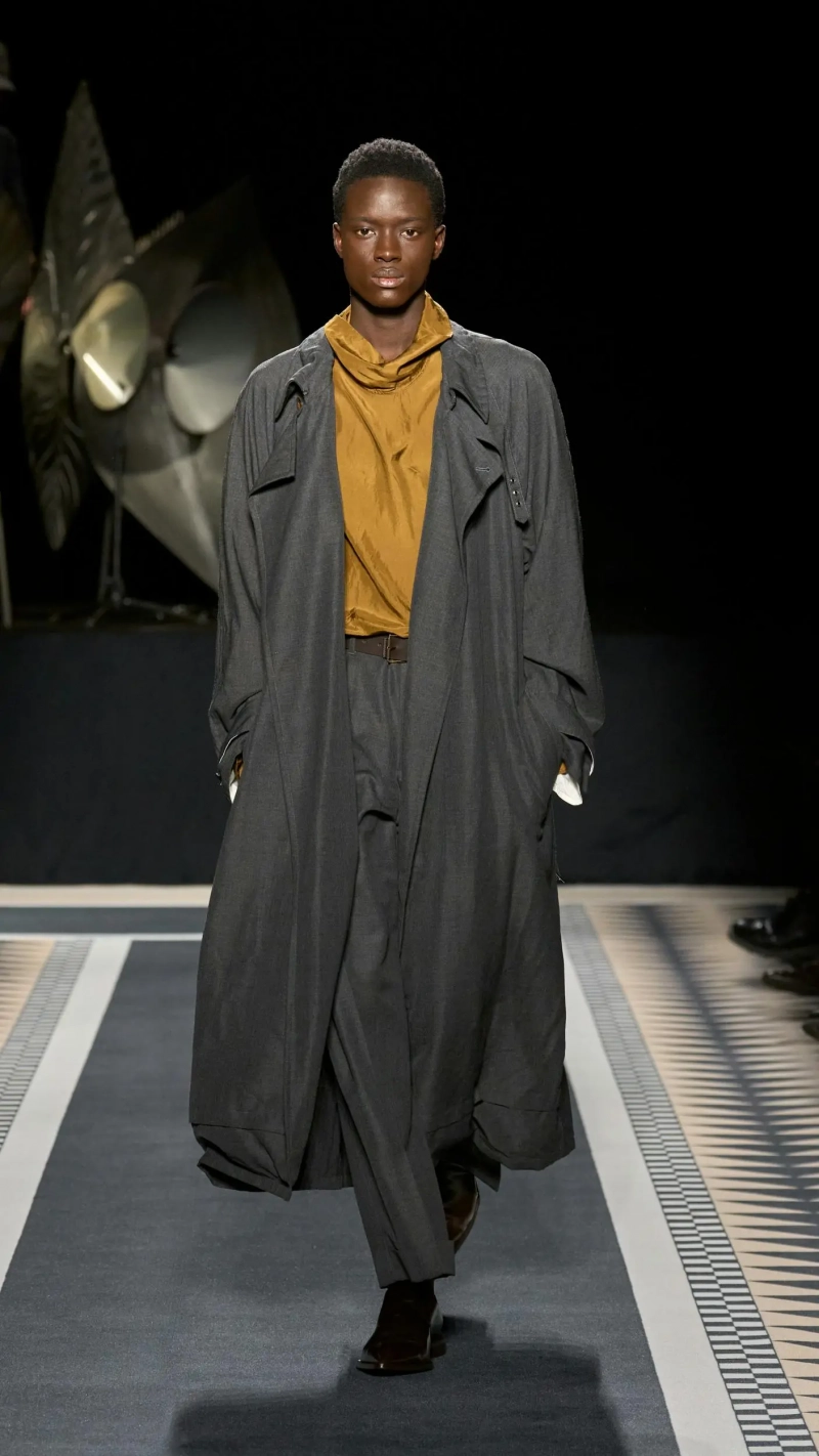 1737983265-1737975055-lanvin-collezione-uomo-donna-autunno-inverno-2025-2026-sfilata-foto-look45.webp