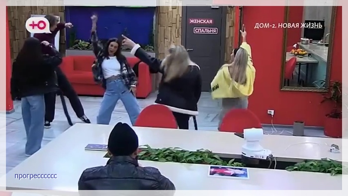 https://i7.imageban.ru/out/2025/10/09/ac83ea0f6db06df887cb83f1367715e3.jpg