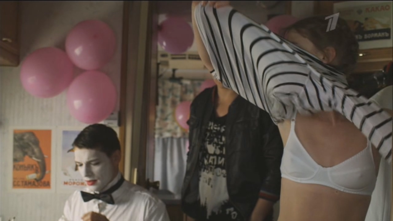 Анна Слынько Товарищи полицейские 6 серия (2011) HD 720.mp4_000028.589.jpg