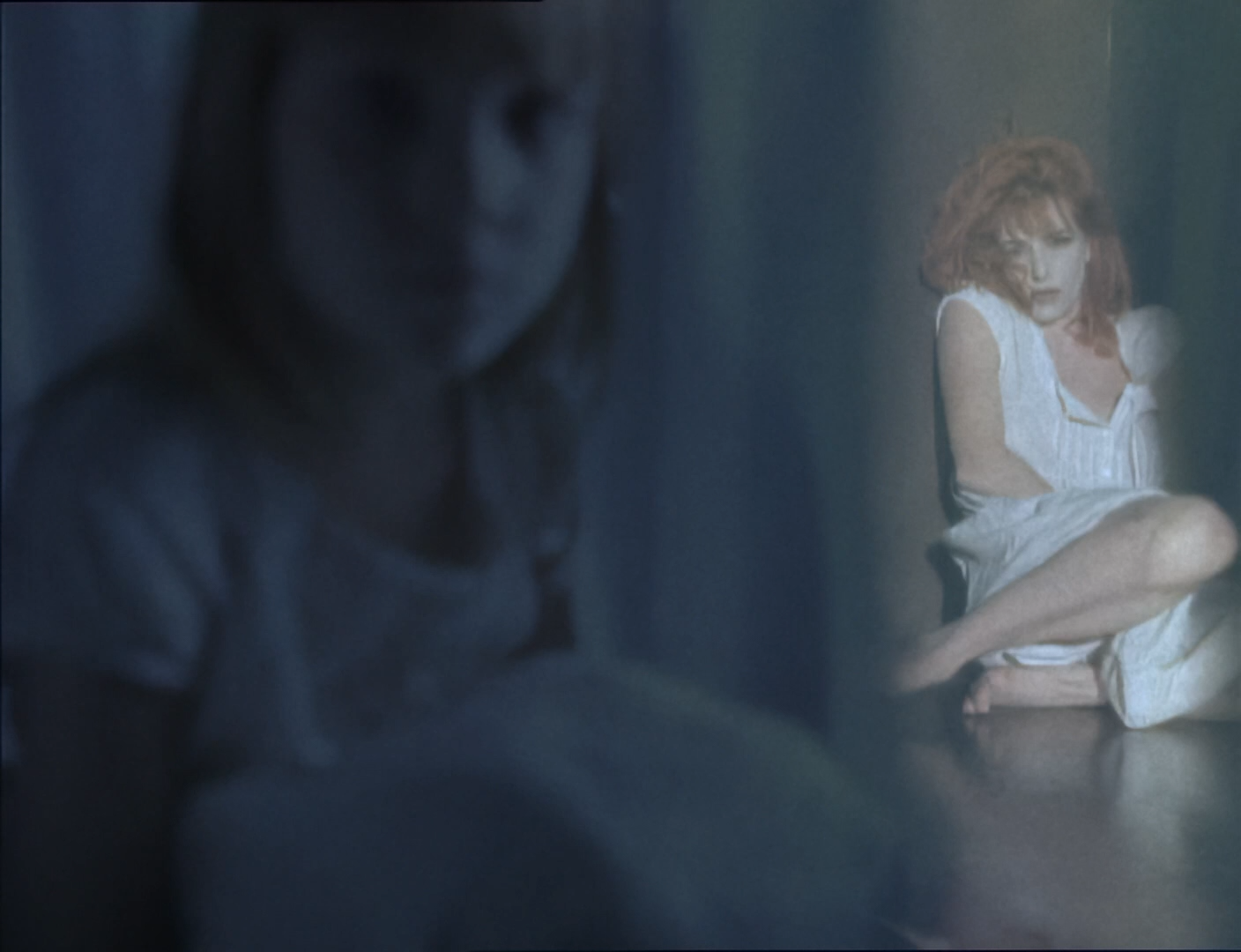 5. Comme J'ai Mal 1080.mkv_snapshot_02.15.040.png