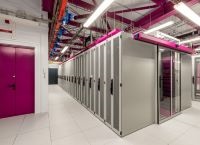 5 причин, почему бизнес выбирает дата-центры «Миран» вместо офисных серверов 5 причин, почему бизнес выбирает дата-центры «Миран» вместо офисных серверов