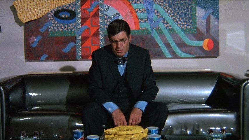 Smorgasbord.1983.DVDRip-AVC.mkv_snapshot_00.08.45.650.jpg