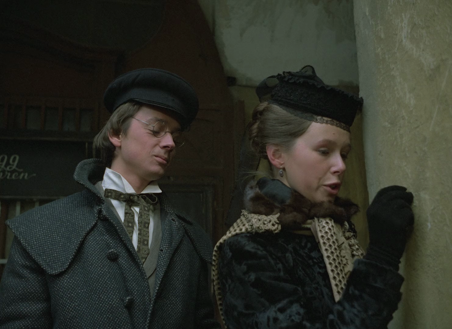         (1980) WEB-DL 1080p (    )