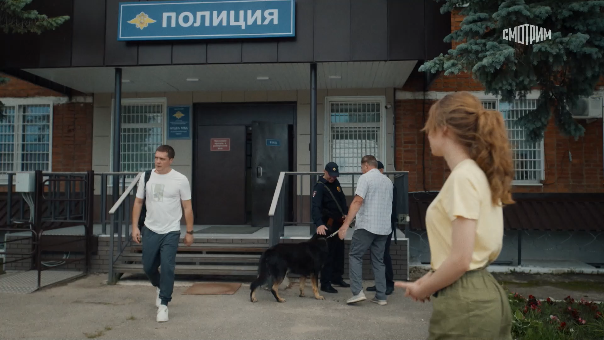 01. Между голосом и эхом.2025.WEB-DL 1080p.Files-x.mkv_snapshot_20.33.png