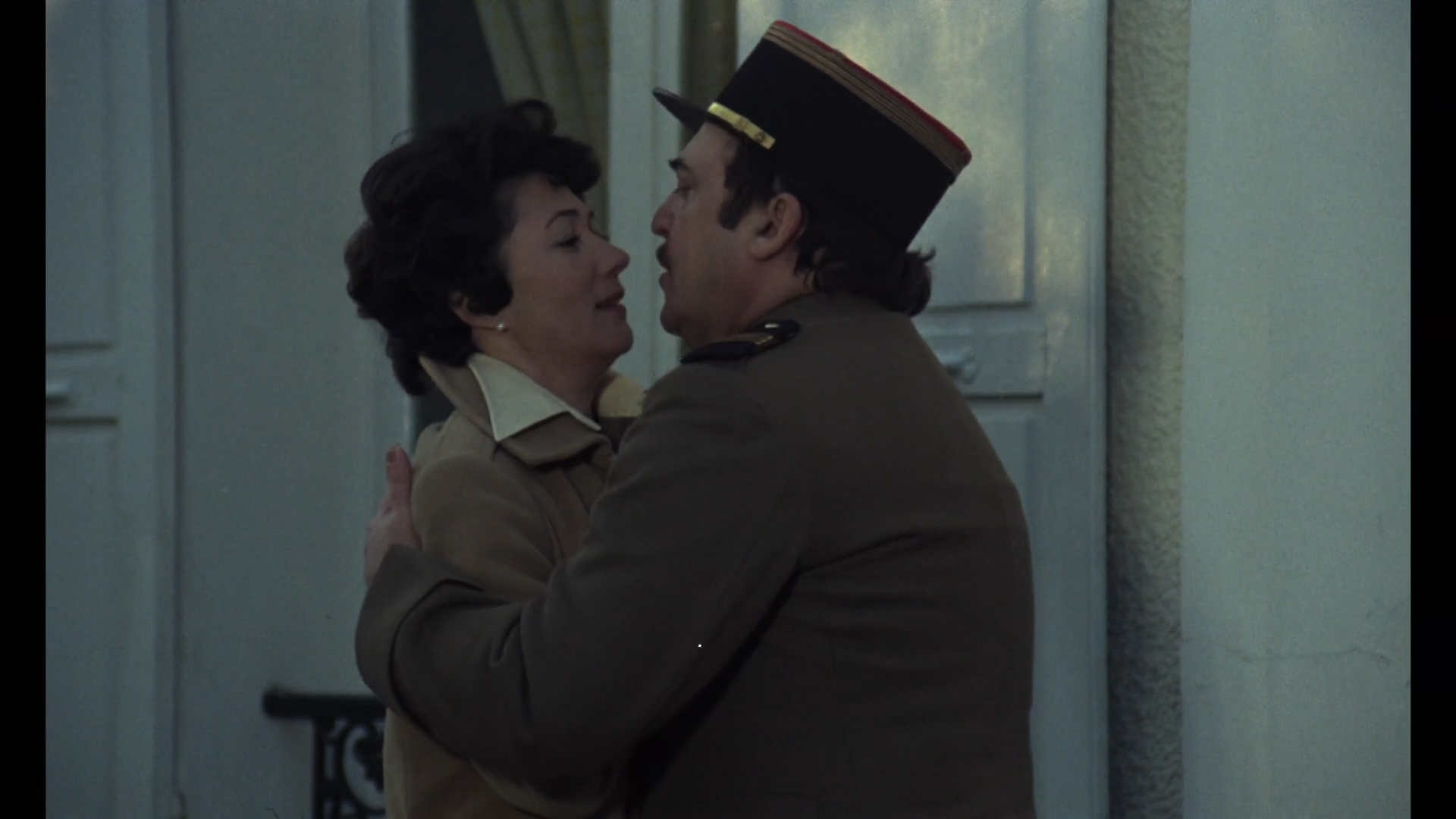 Les bidasses au pensionnat 1080p113043.png