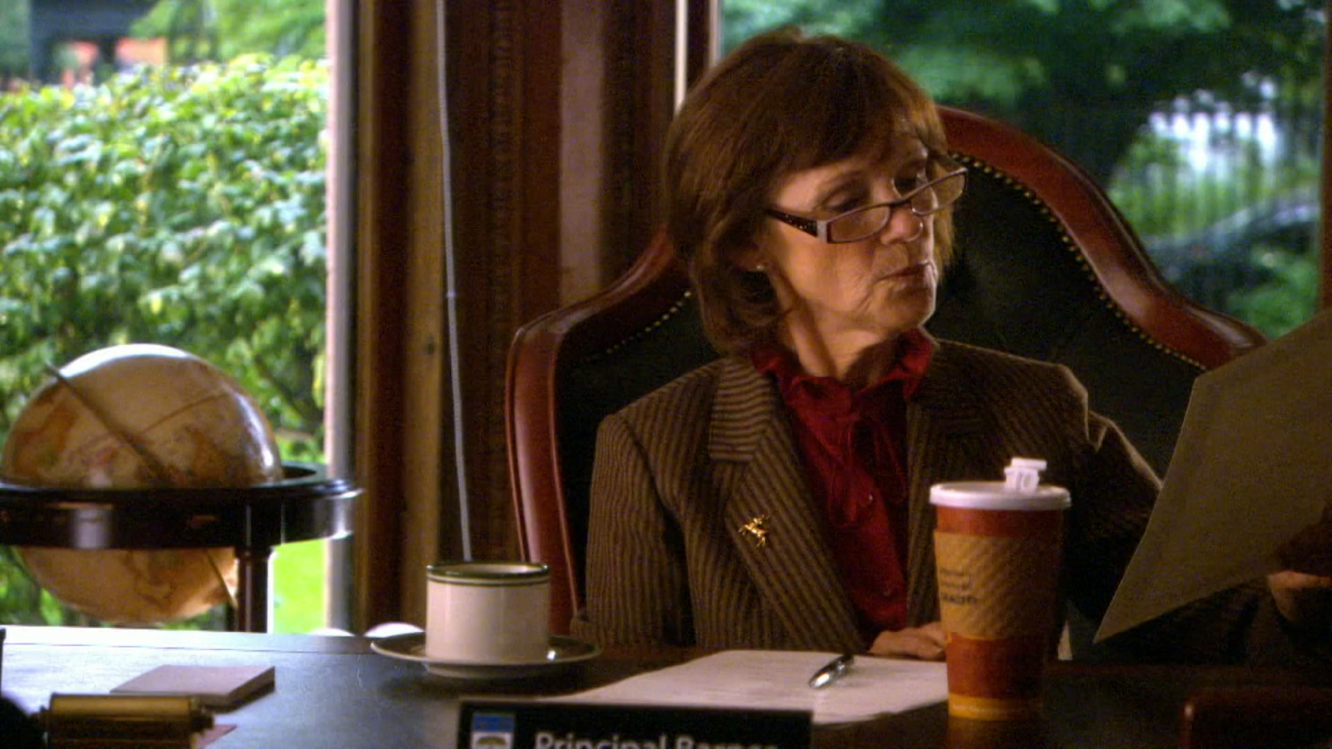 Cancel.Christmas.2010.AMZN.WEB-DL.1080p.RUS.ENG.mkv_snapshot_00.26.56.png