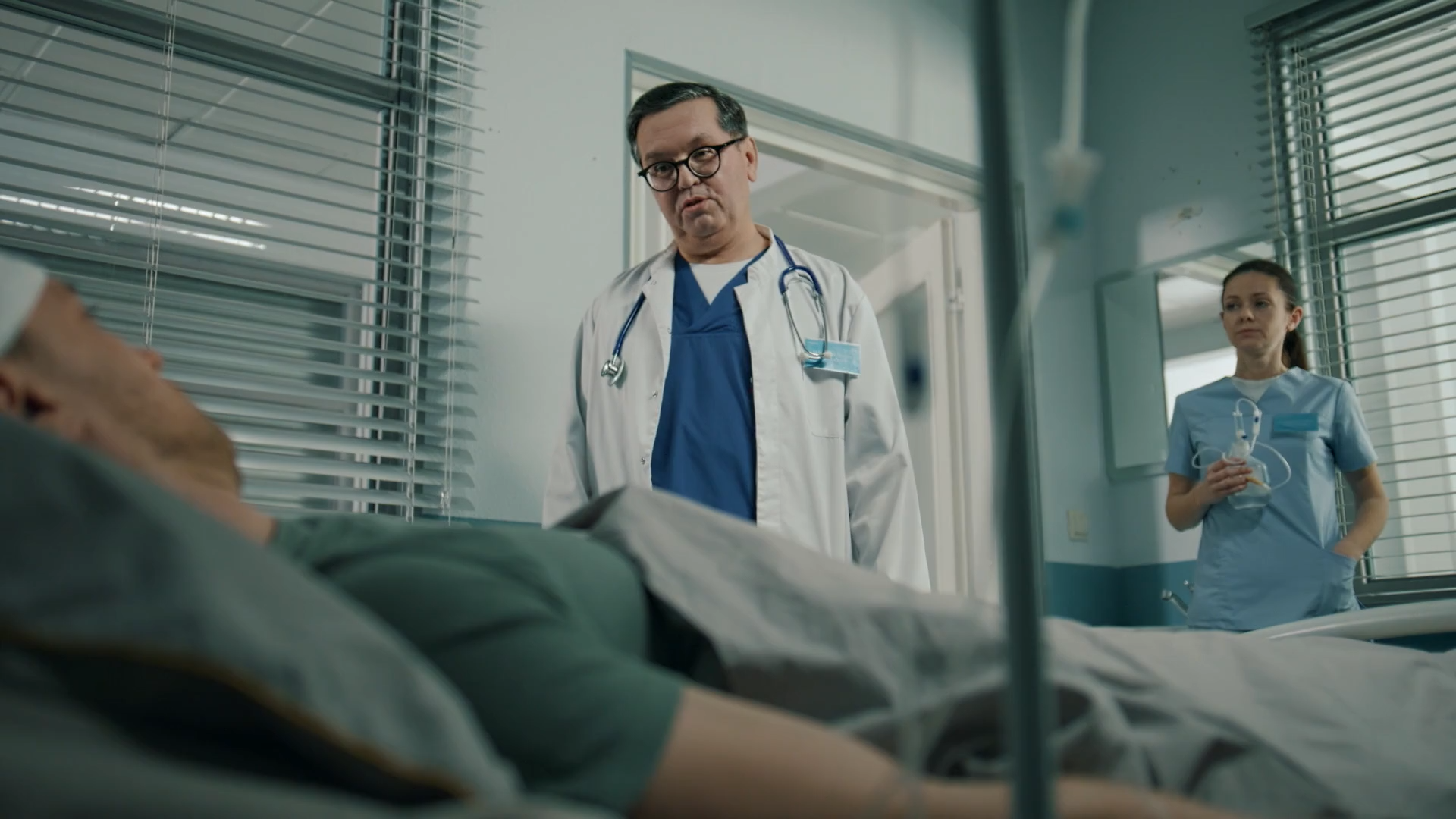 Tajnyj sovetnik.S01E01.2025.WEB-DL.1080p.mkv_snapshot_19.28.png