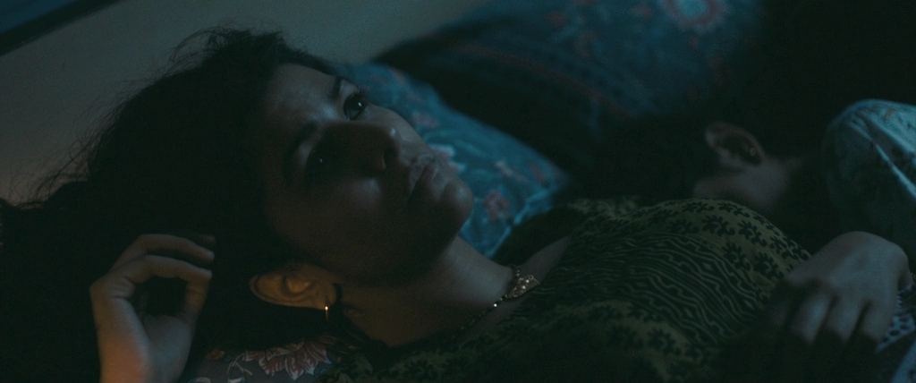 Ланчбокс.2013.BDRip AVC msltel.mkv_snapshot_00.29.05.517.jpg