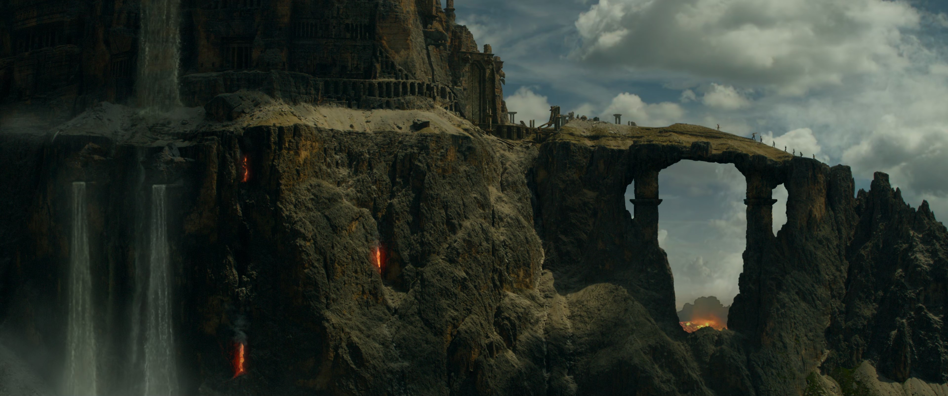 Monster Hunter (2020) BDRip 2160p-NVENC 10 bit [HDR].mkv_snapshot_01.17.46.354.jpg