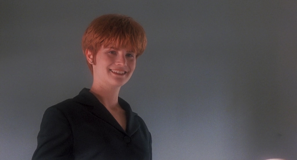 Одинокая белая женщина.1992.BDRip AVC msltel.mkv_snapshot_00.52.07.330.jpg