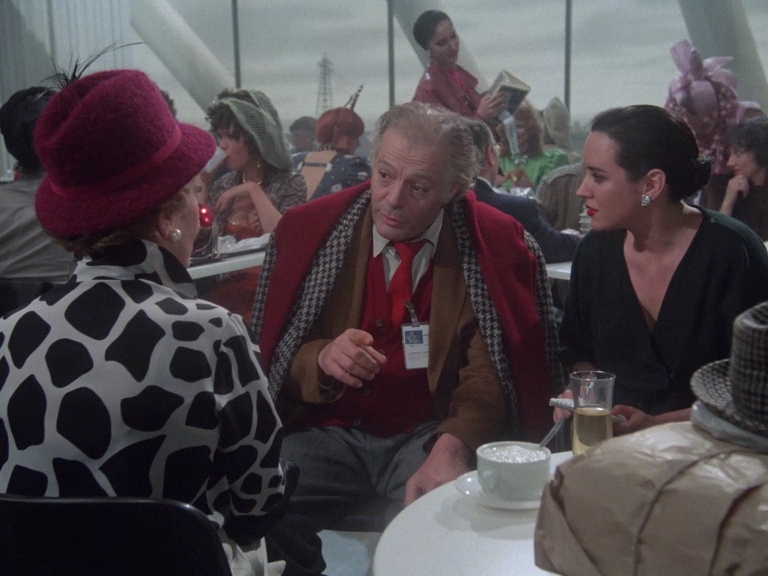 Джинджер и Фред.1986.BDRip AVC msltel.mkv_snapshot_01.04.03.019.jpg