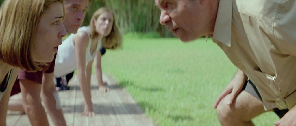 Клык.2009.BDRip AVC msltel.mkv_snapshot_00.45.33.943.jpg