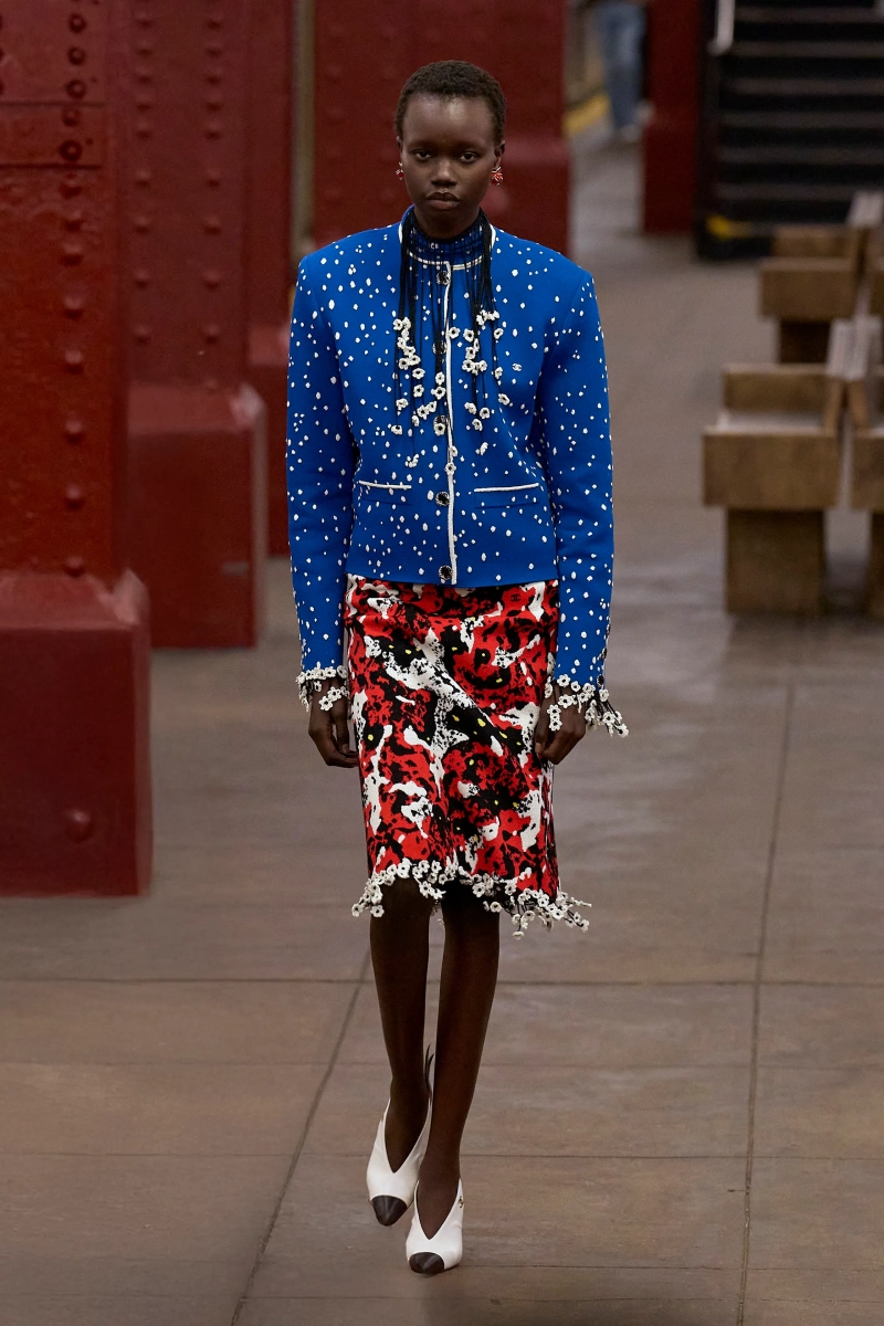 00012-chanel-pre-fall-2026-credit-gorunway.webp