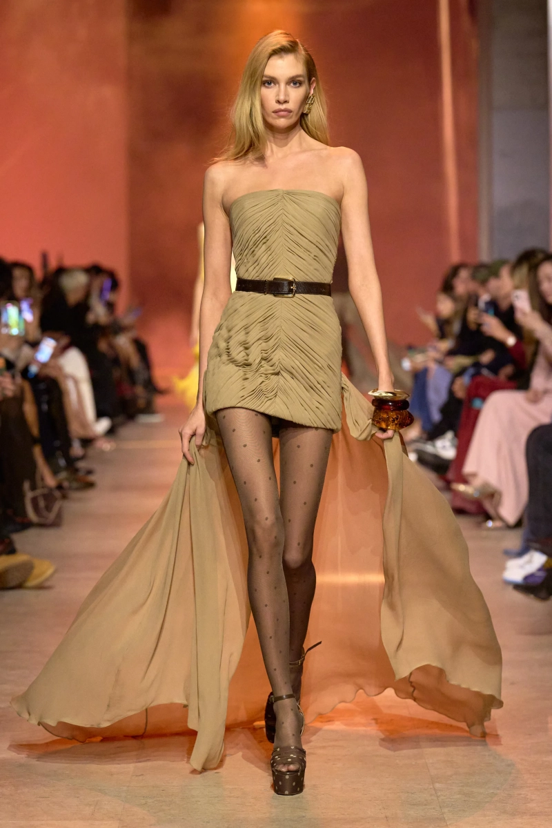 00055-elie-saab-spring-2026-ready-to-wear-credit-gorunway.webp