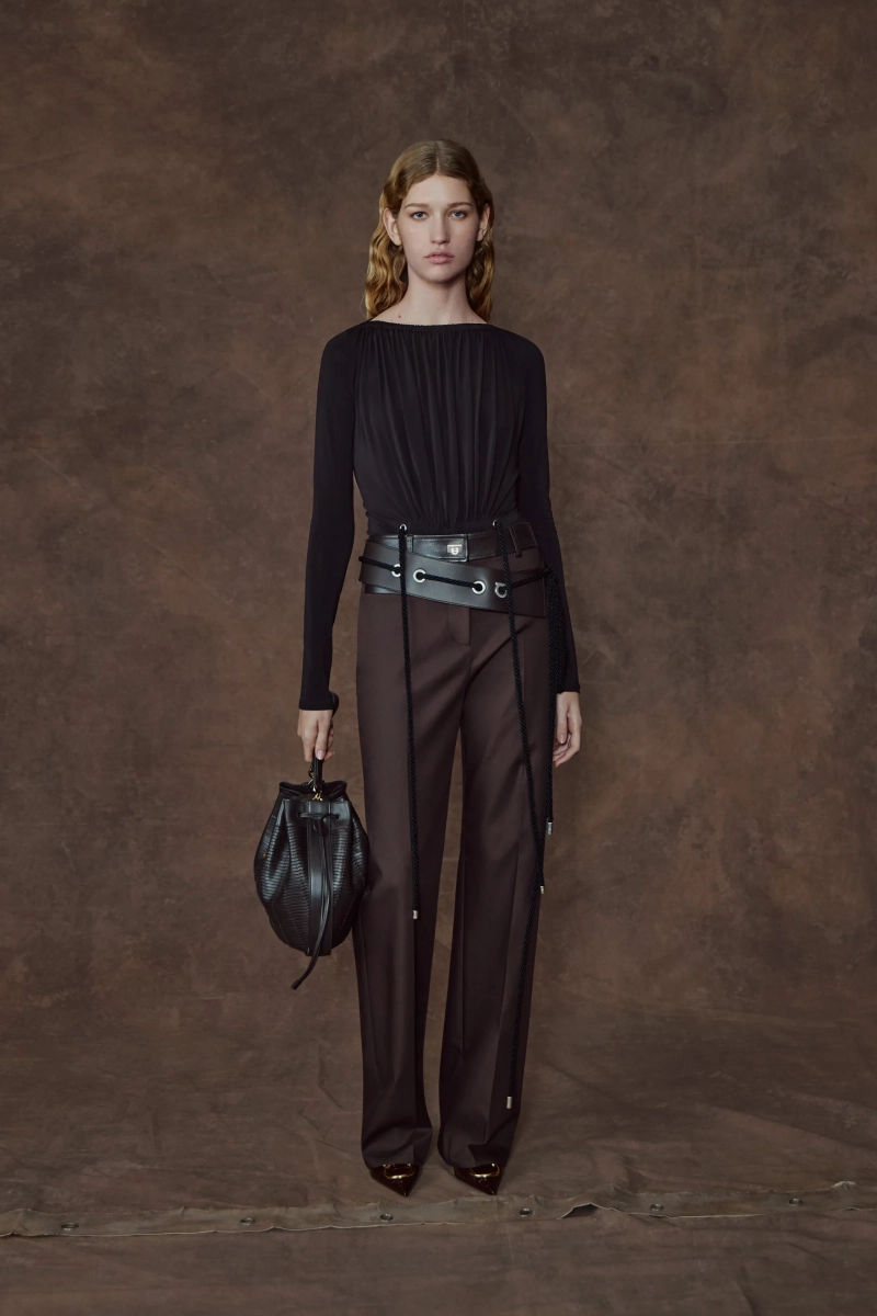 00028-ferragamo-pre-fall-2026-credit-brand.webp
