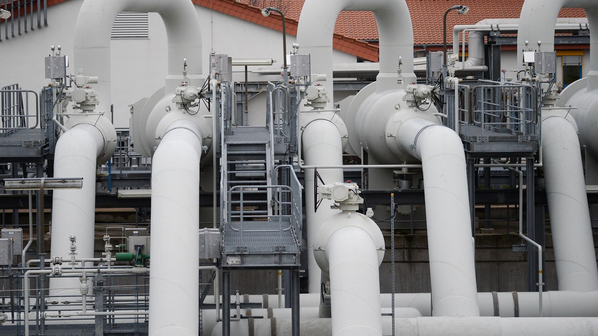 Цены на газ в Европе приблизились к 340 долларов за тысячу кубометров