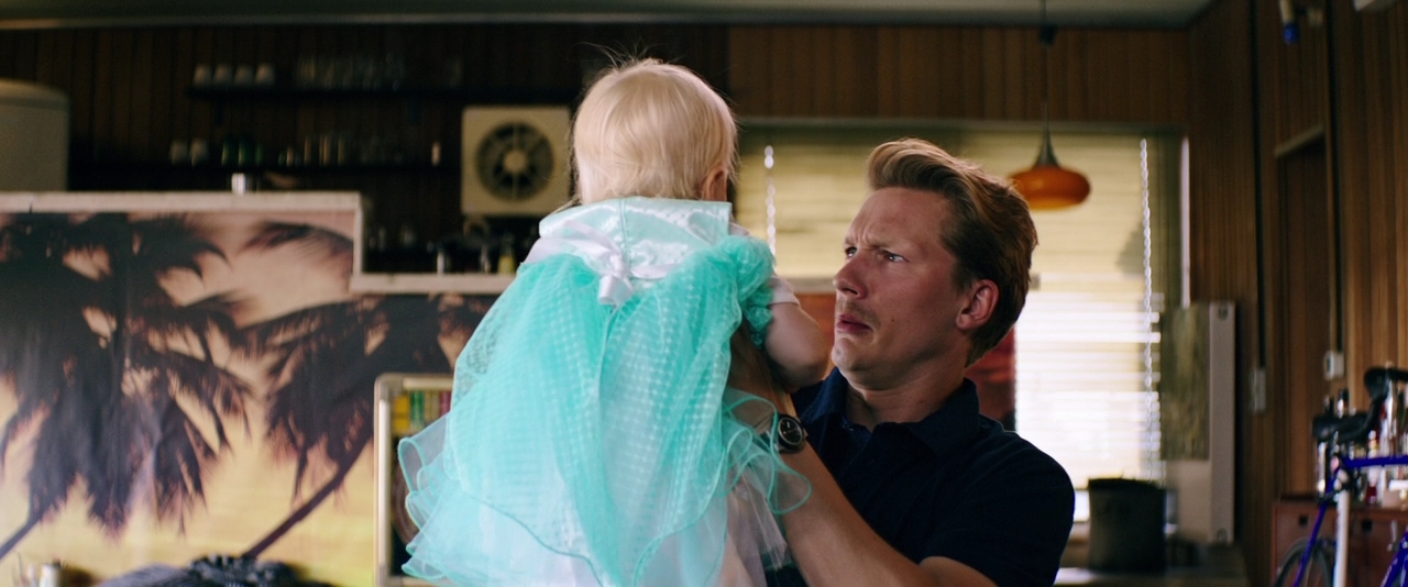 3 турка и 1 младенец.2015.BDRip 720p msltel.mkv_snapshot_00.52.06.320.jpg