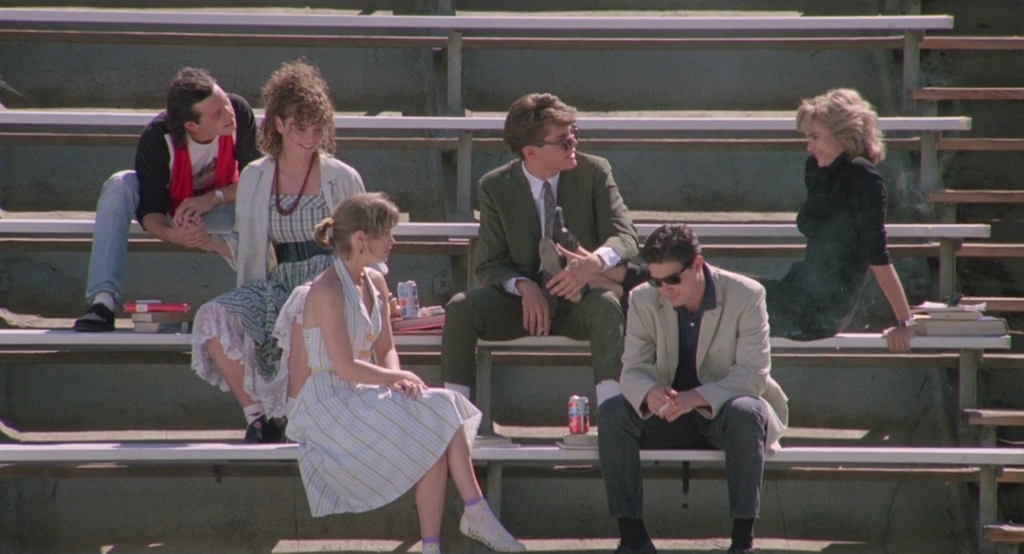 Музей восковых фигур.1988.BDRip AVC msltel.mkv_snapshot_00.09.28.817.jpg