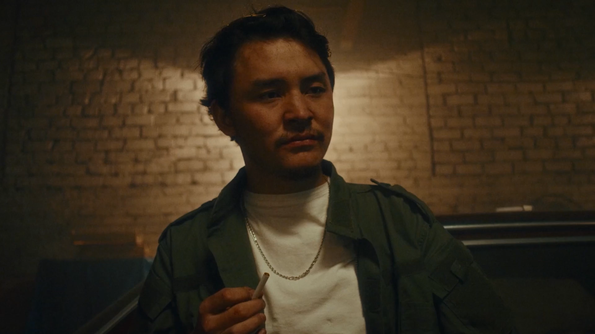 Чёрный двор S01E03 WEB-DL 1080p START 18+.mkv_snapshot_25.17.png