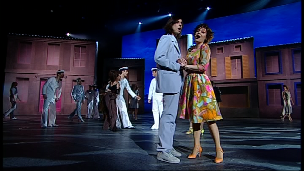 dvd_snapshot_00.12.13.240.png