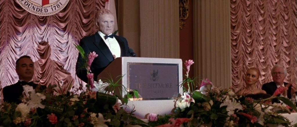 Чужая нация.1988.BDRip AVC msltel.mkv_snapshot_00.31.15.582.jpg