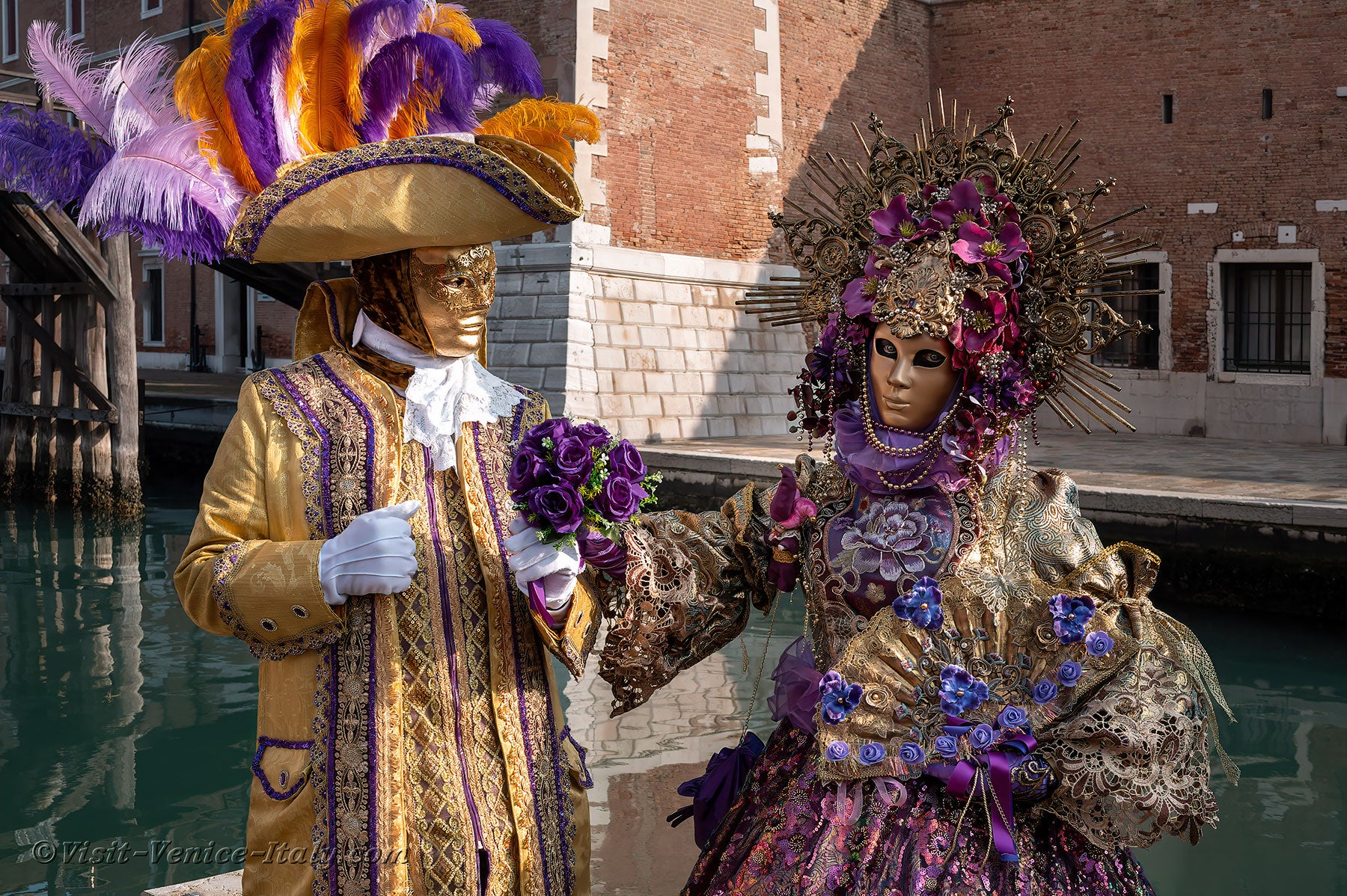 carnival-venice-2024-costume-masks-722.jpg