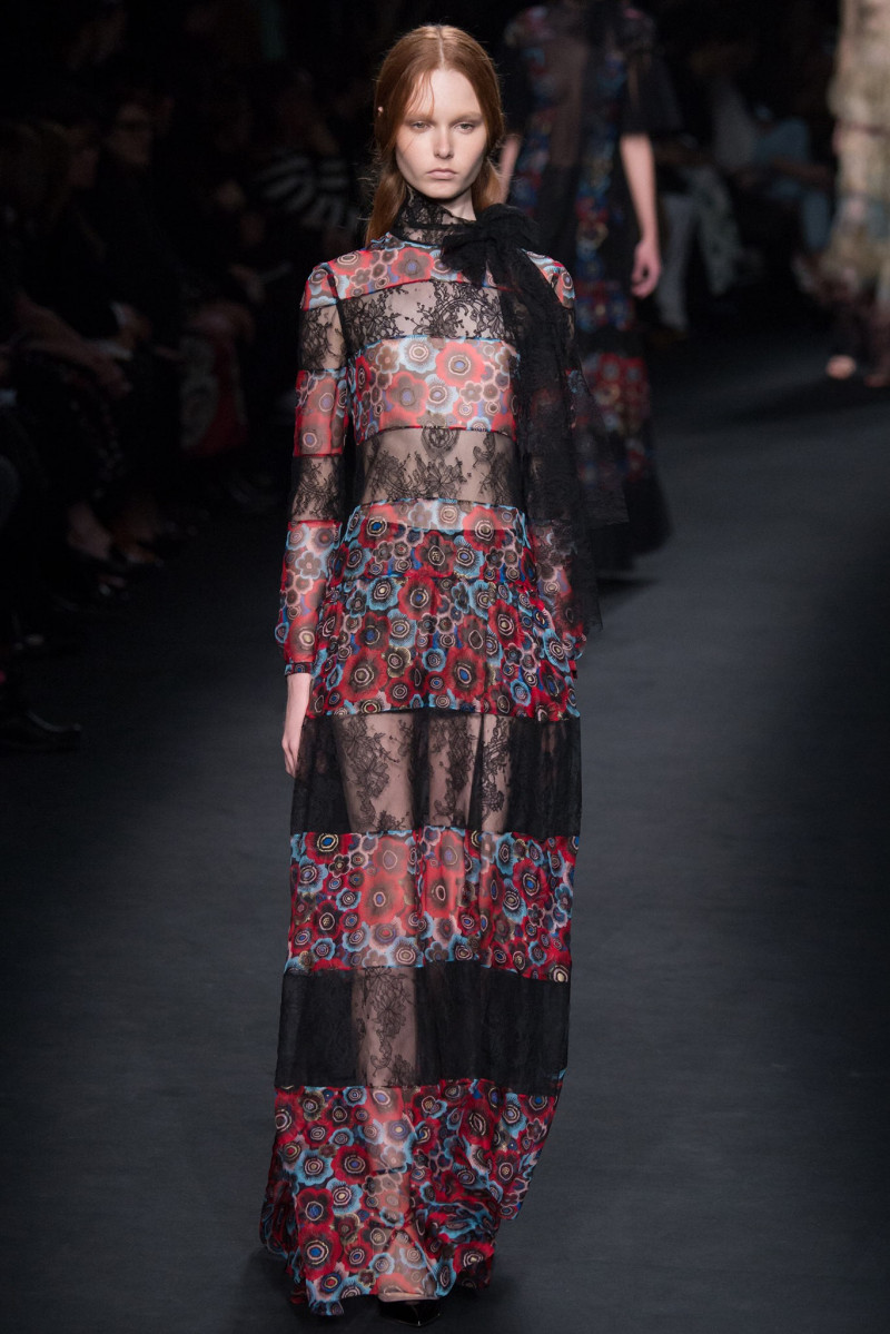 067-valentino.jpg