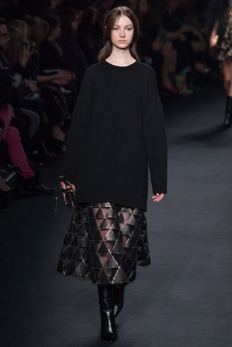 046-valentino.jpg