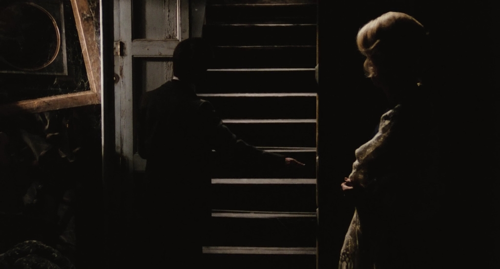 Потерянная душа.1977.BDRip AVC msltel.mkv_snapshot_00.07.28.949.jpg