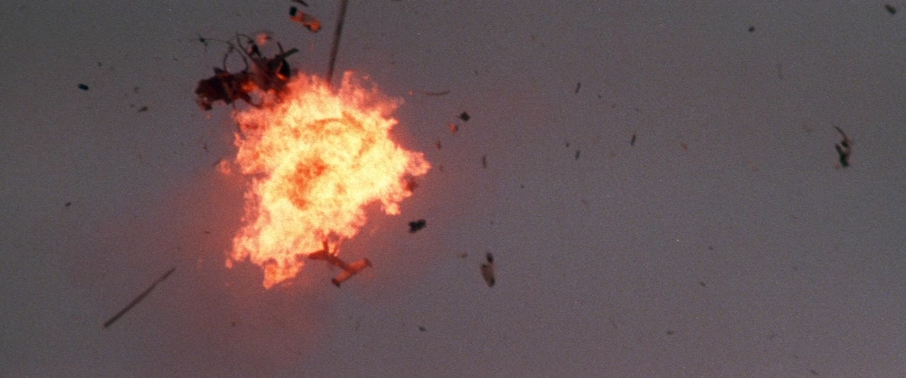 Голубой гром.1983.BDRip 720p msltel.mkv_snapshot_01.43.01.263.jpg