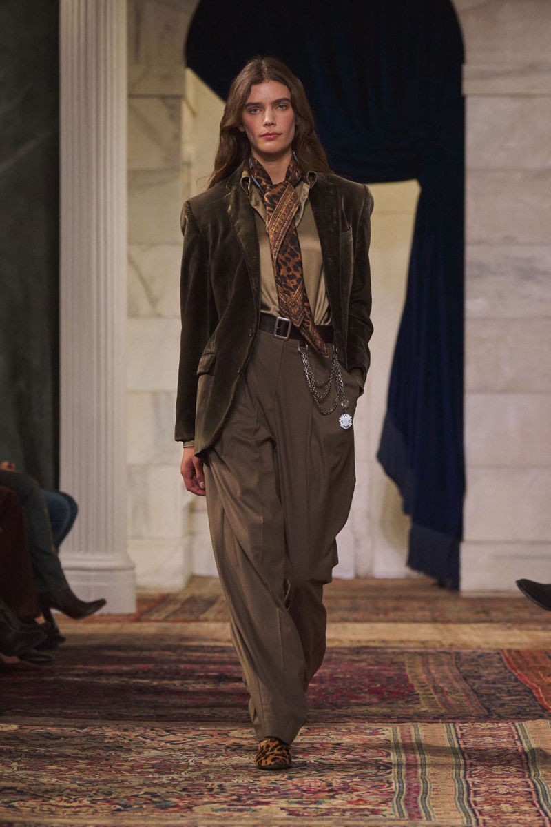 Ralph-Lauren-Fall-Winter-2026-2027-New-York-Runway-Magazine-4.jpg
