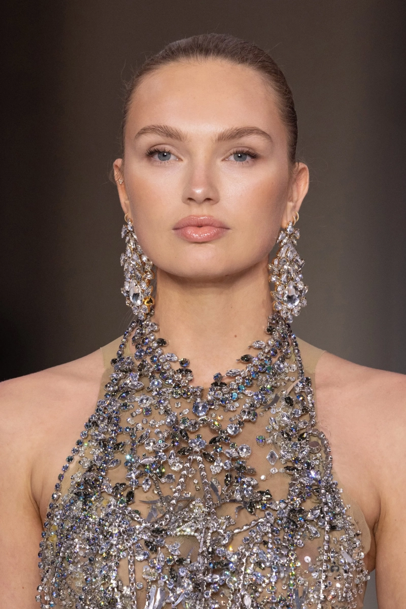 00047-celia-kritharioti-spring-2025-couture-details-credit-brand.webp