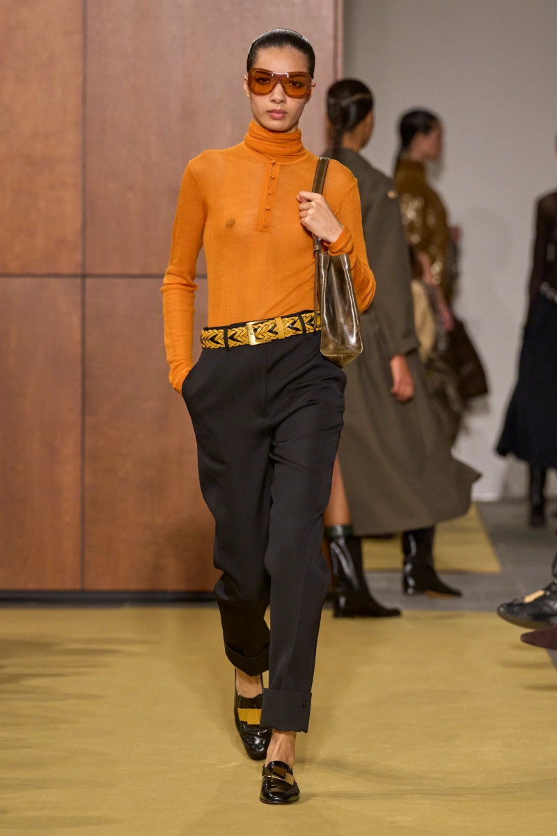 00027-tory-burch-fall-2026-ready-to-wear-credit-gorunway.webp