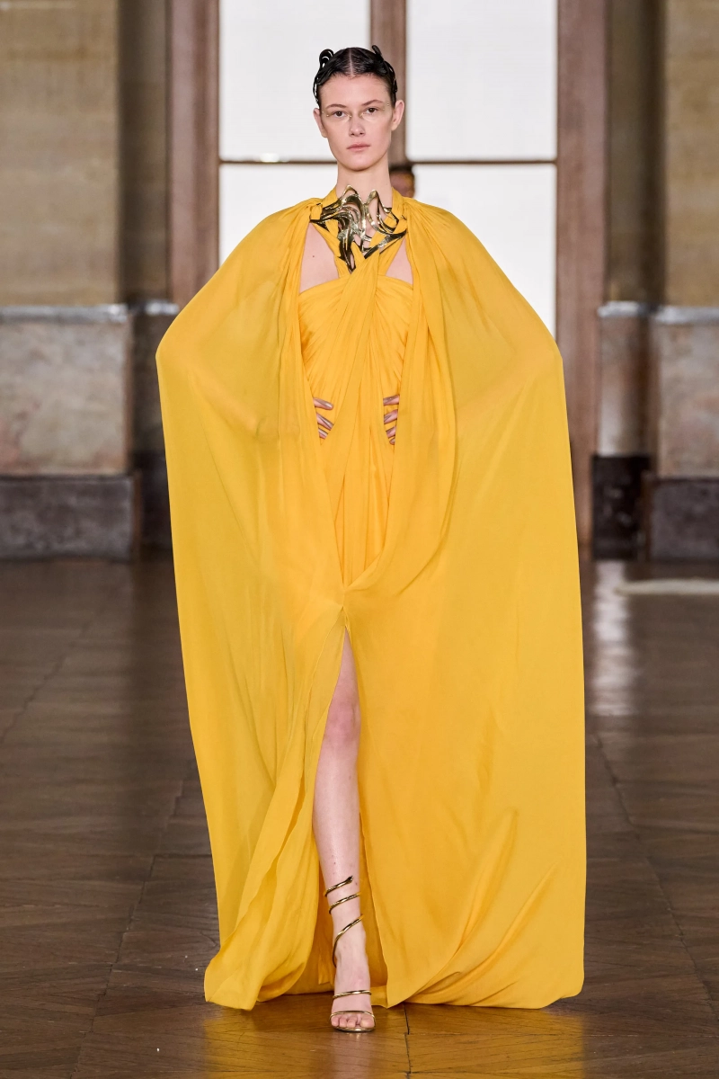 00023-gaurav-gupta-spring-2026-couture-credit-gorunway.webp