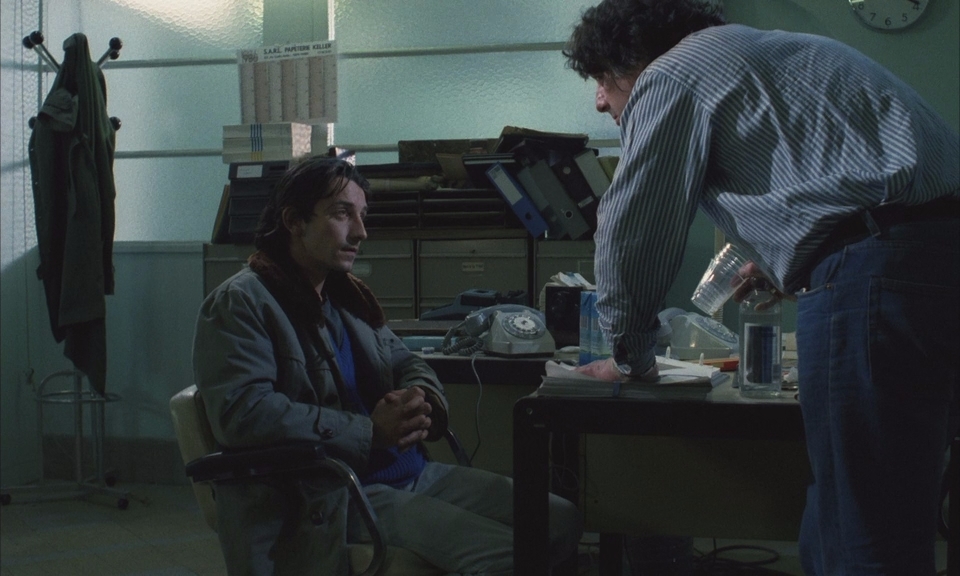 37.2 утром.1986.BDRip AVC msltel.mkv_snapshot_01.10.13.942.jpg