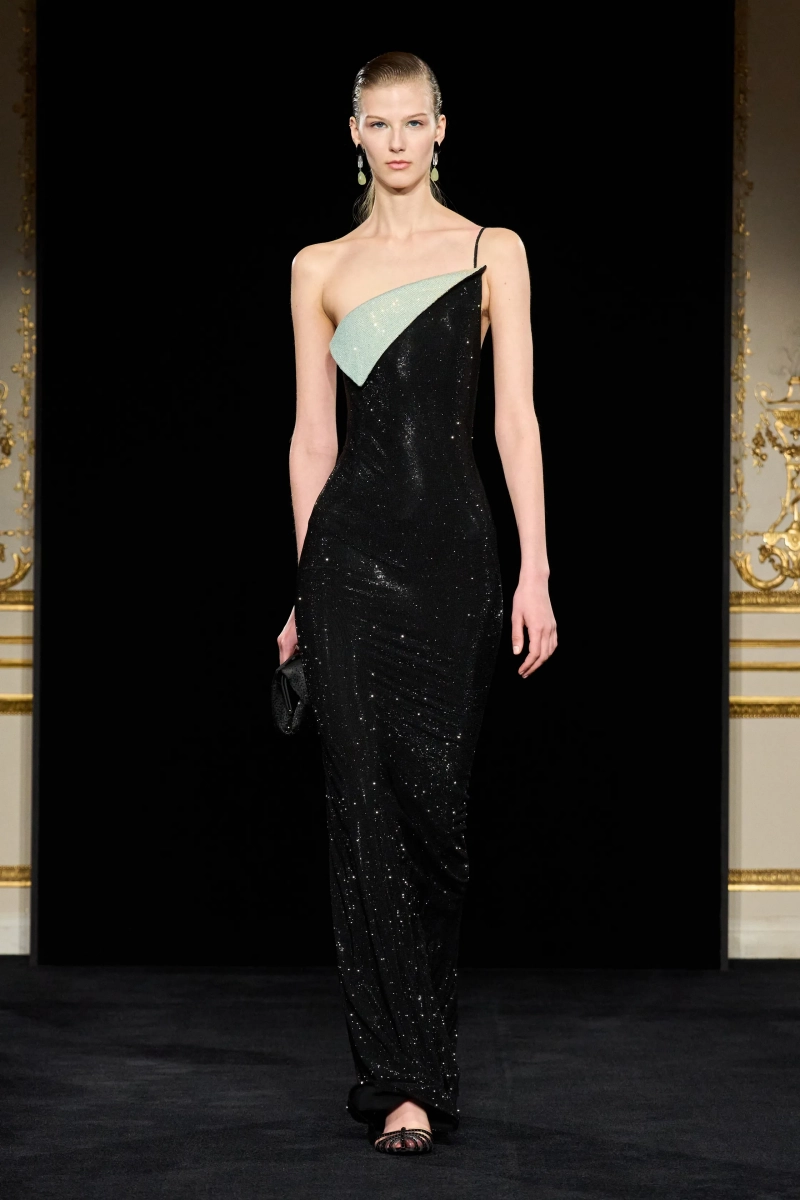 00011-armani-prive-spring-2026-couture-credit-gorunway.webp