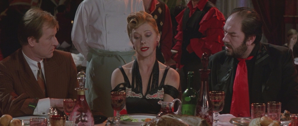 Повар, вор, его жена и её любовник.1989.BDRip AVC msltel.mkv_snapshot_00.54.17.838.jpg