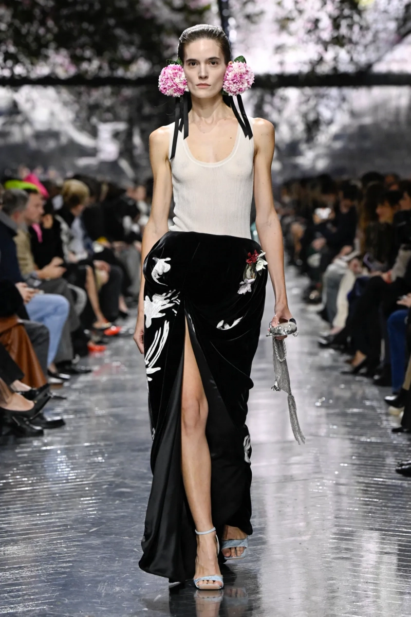 christian-dior-spring-2026-rtw-hc-r-gg-0038.webp