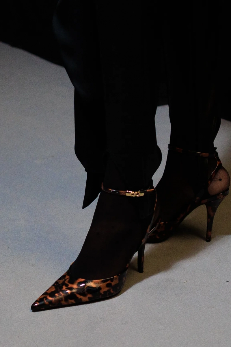 Balmain_PFW_ fw26_backstageacielle_14.webp