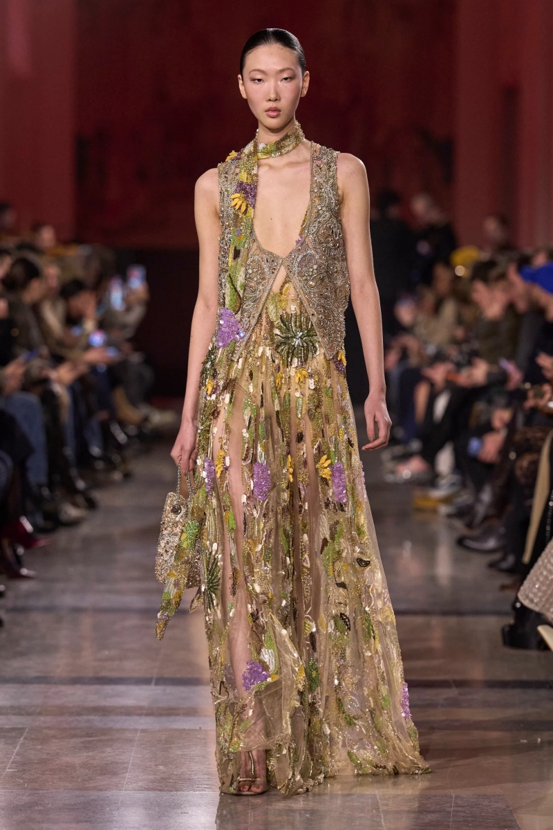 00028-elie-saab-spring-2026-couture-credit-gorunway.webp
