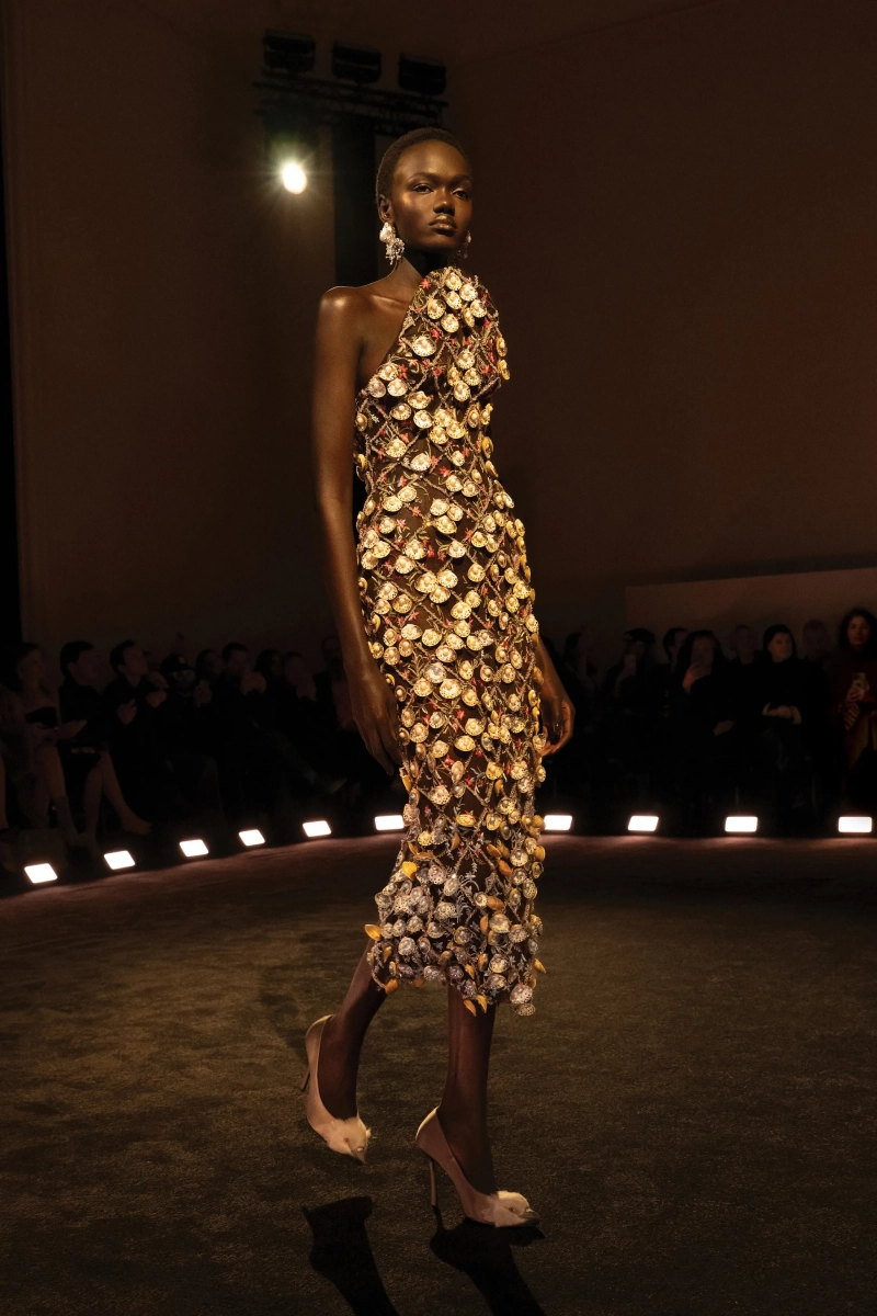 00019-schiaparelli-spring-2026-couture-credit-brand.webp