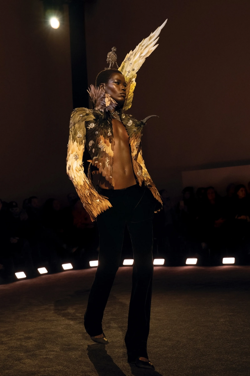 00030-schiaparelli-spring-2026-couture-credit-brand.webp