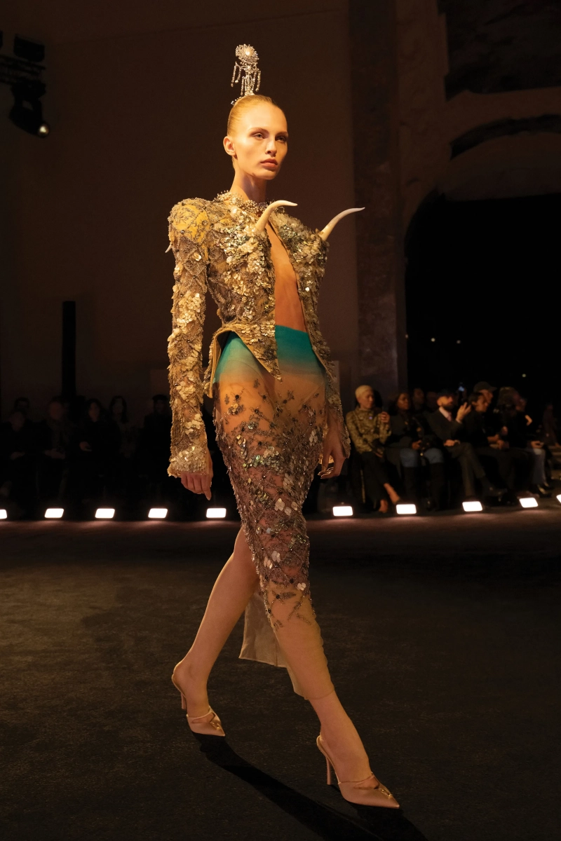 00017-schiaparelli-spring-2026-couture-credit-brand.webp