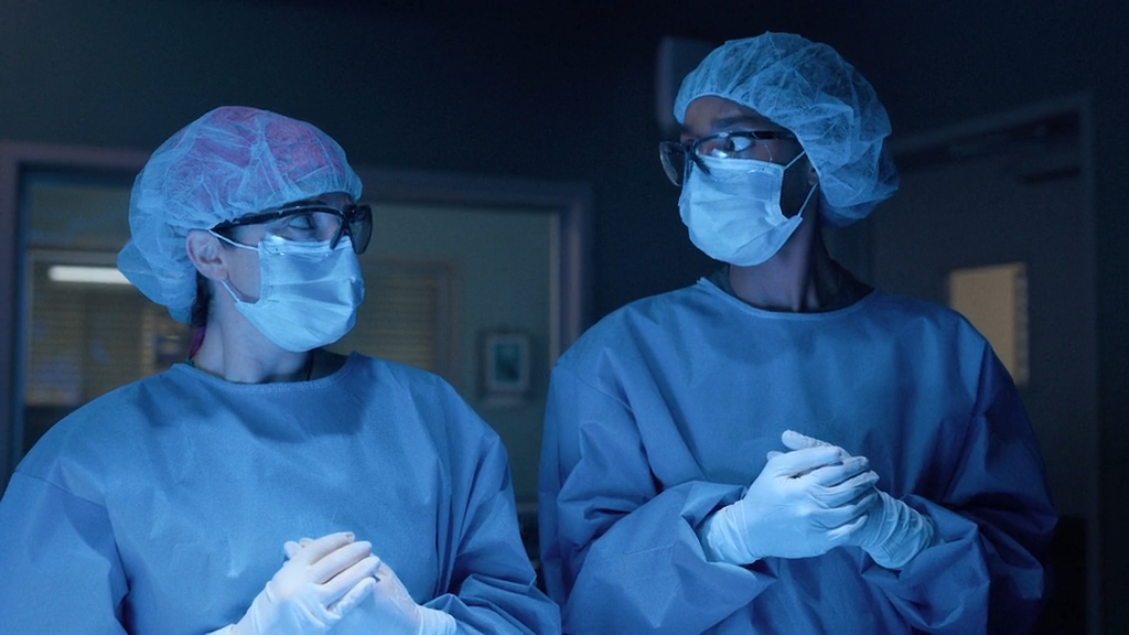 Scrubs.S01E01.WEB-DLRip.x264.seleZen_001_14951.png