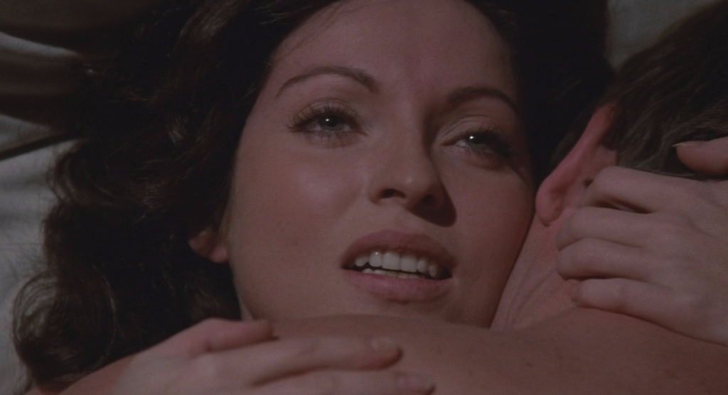 Другая сторона полуночи.1977.BDRip AVC msltel.mkv_snapshot_00.28.54.771.jpg