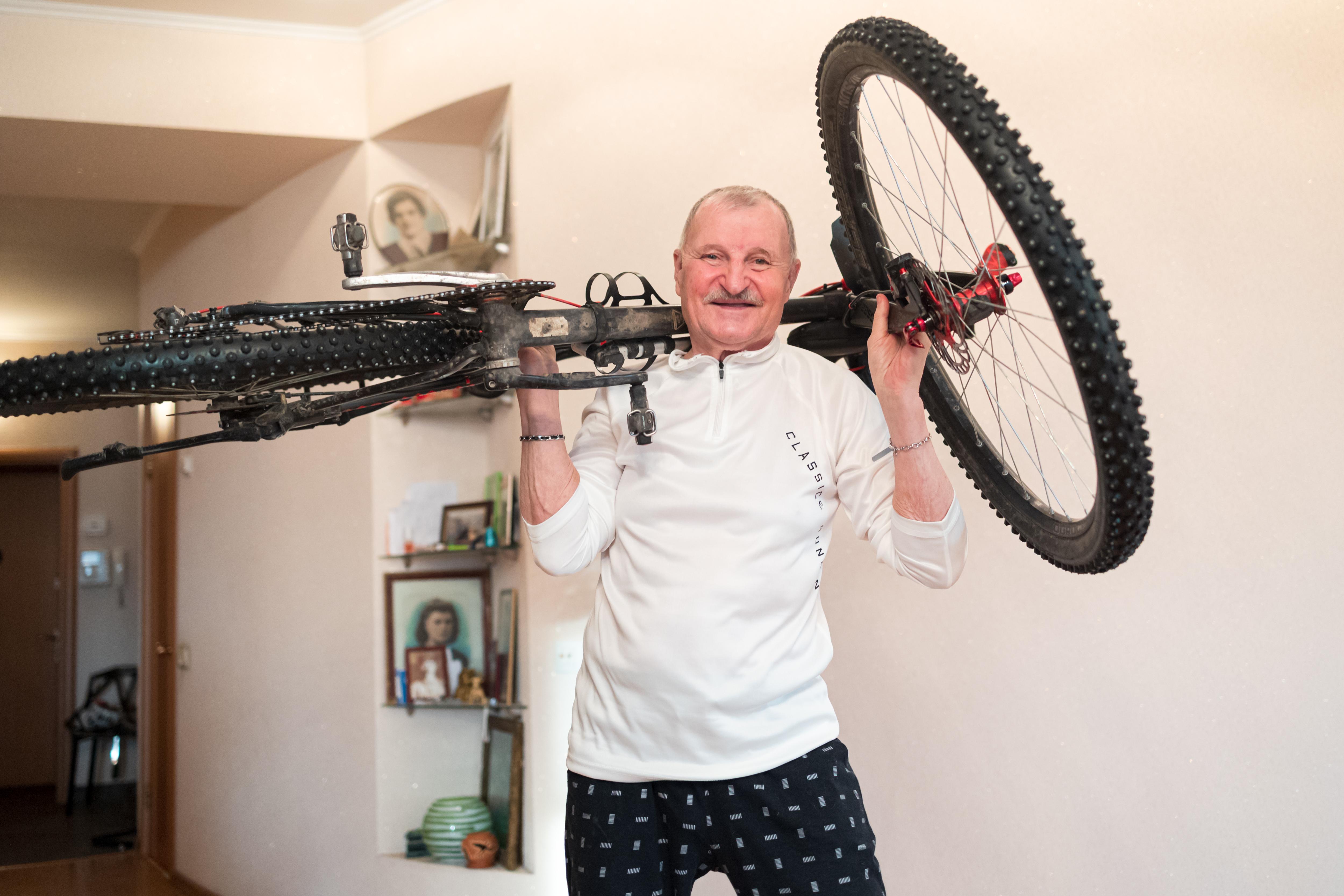 Владимир Черников: от подполковника КГБ до велопутешественника с мировым опытом