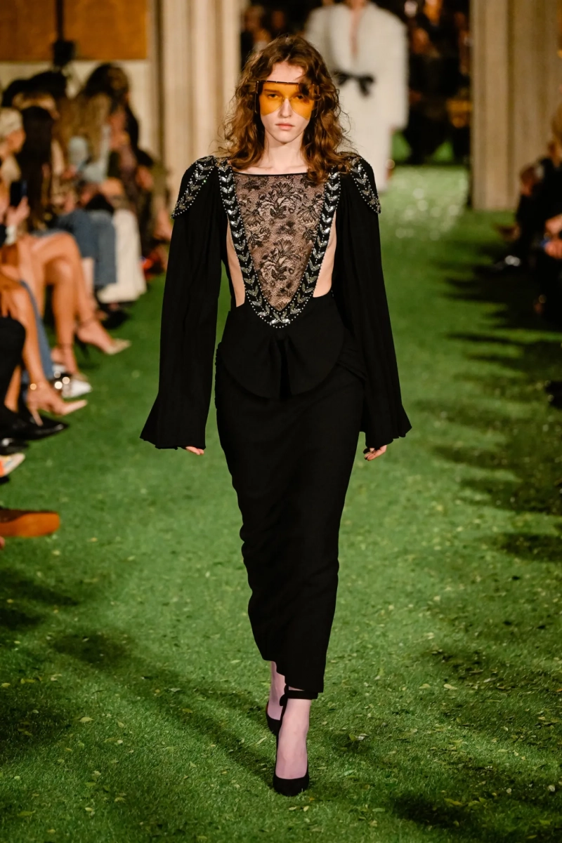 valentino-fall-26-rtw-GG-062.webp