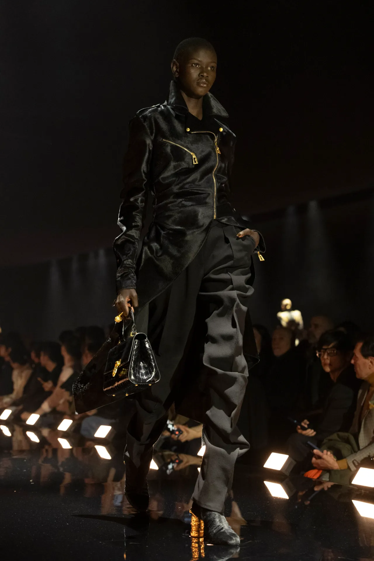 schiaparelli-fall-2026-rtw-pfw-r-ctsy-039.webp