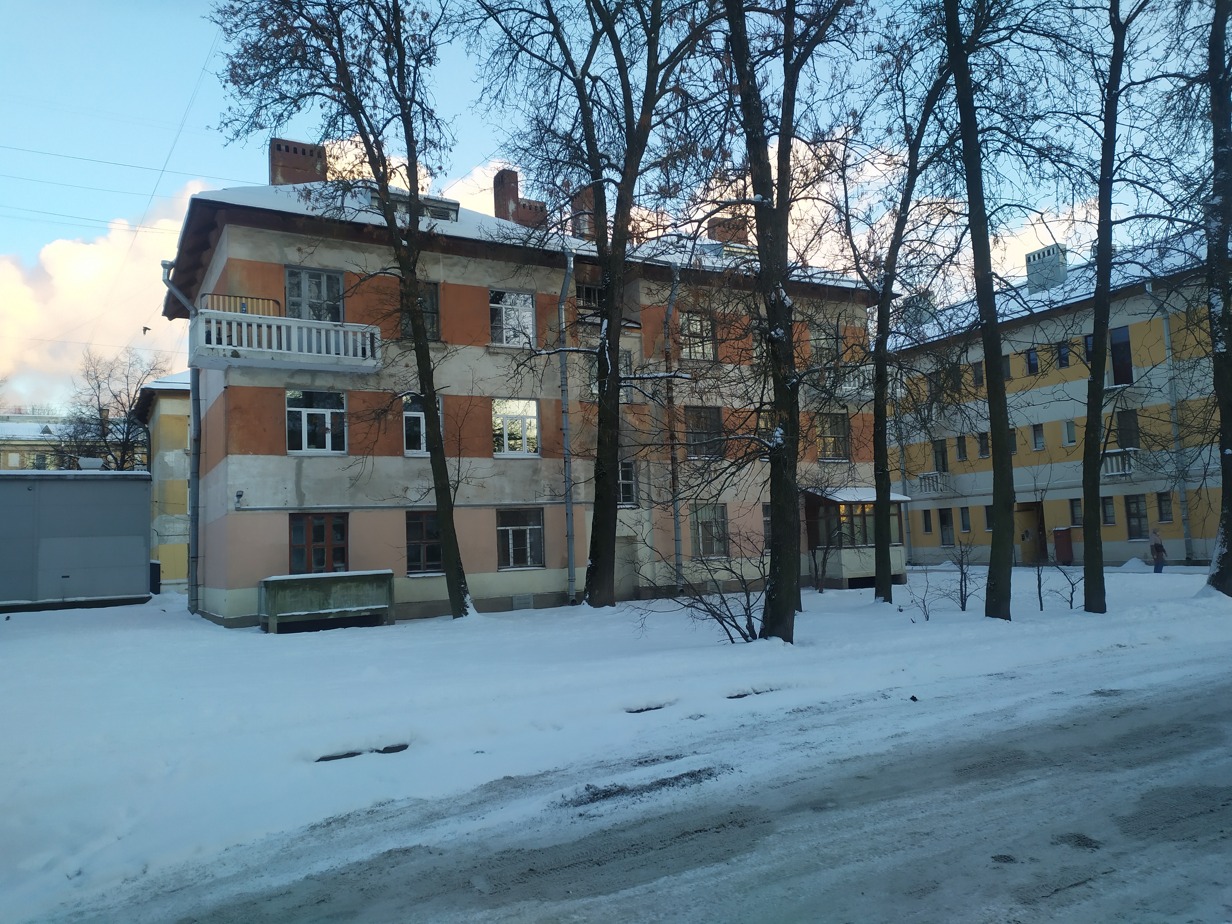 Октябрьская наб., 94к2