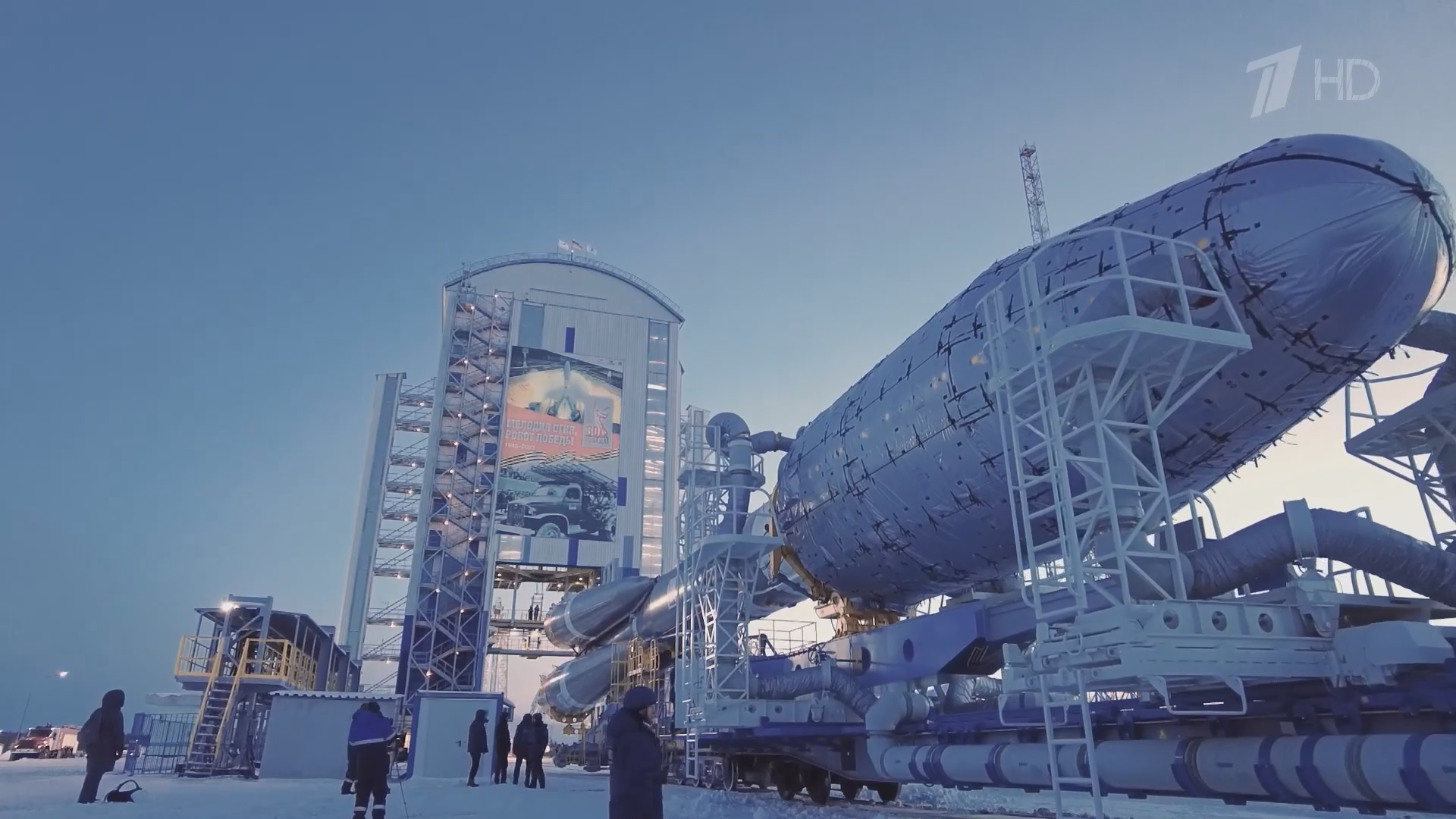 Рокот космодрома 1 серия.mp4_snapshot_36.31_[2026.04.10_04.11.38].png